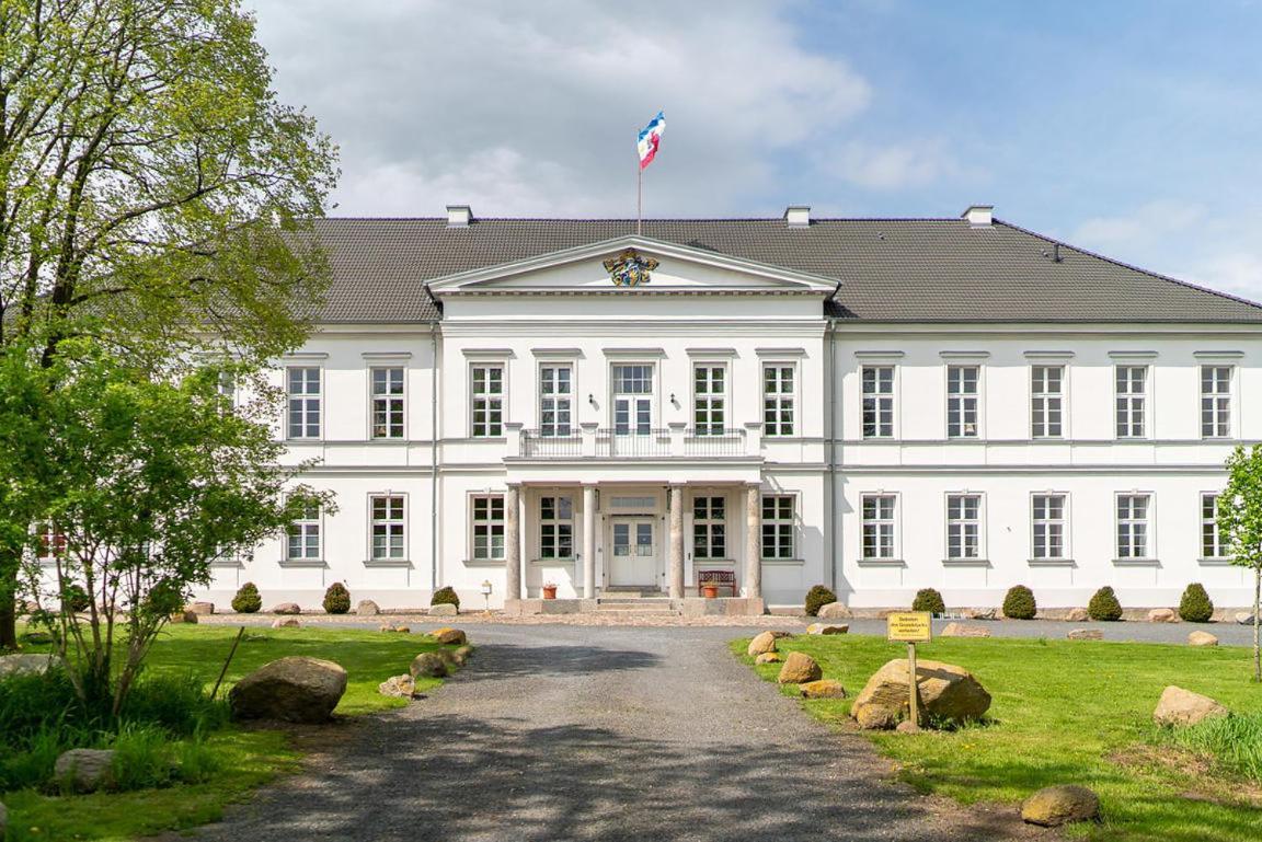 Gutshaus Gross Helle Mölln Exterior foto